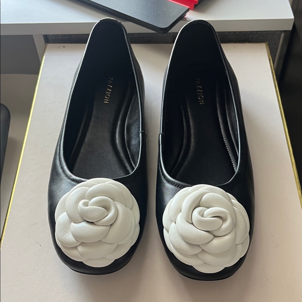 Black and White Floral Women's Shoes